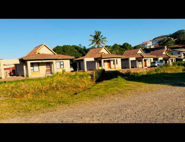 2 BEDROOM COMPLEX FOR SALE IN ISIPINGO RAIL